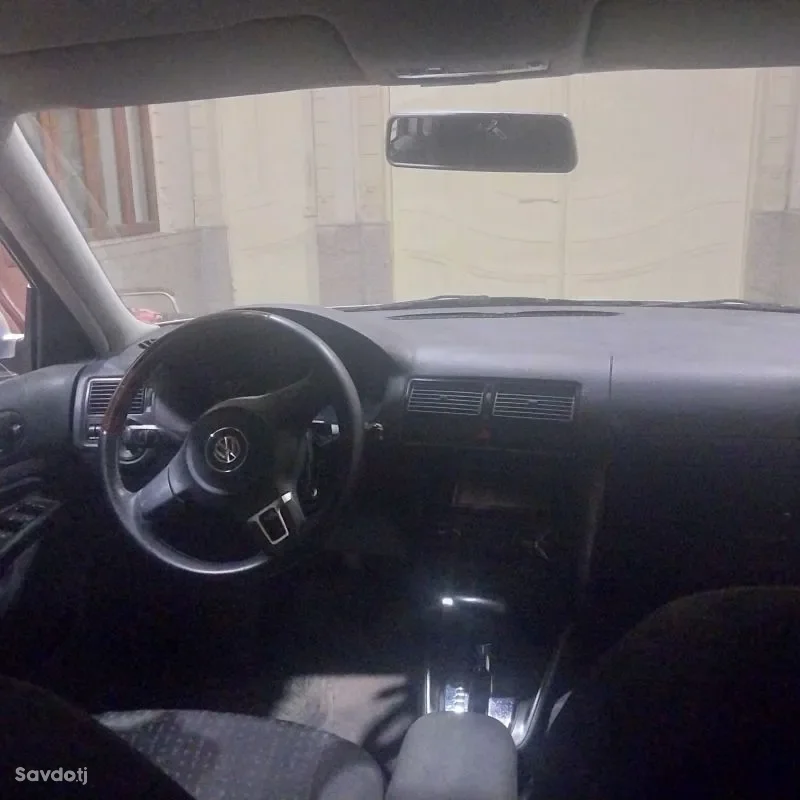 Volkswagen Golf 2001