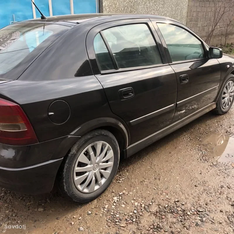 Opel Astra j 1999