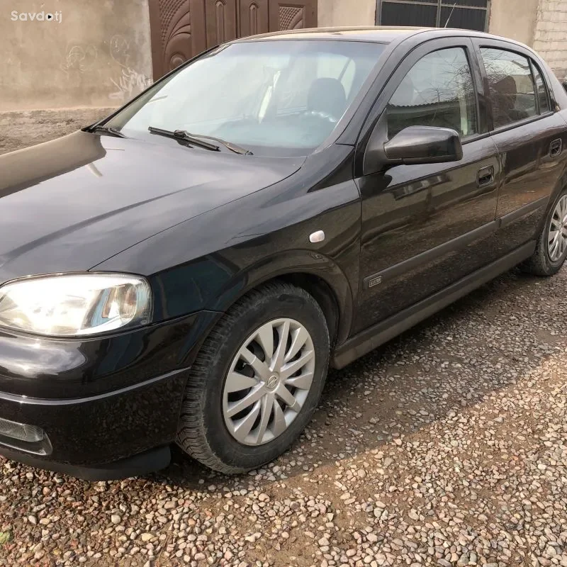 Opel Astra j 1999