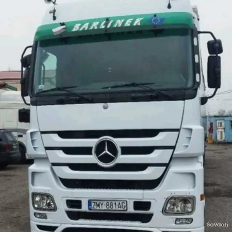Лобовое стекло Mercedes Benz Actros