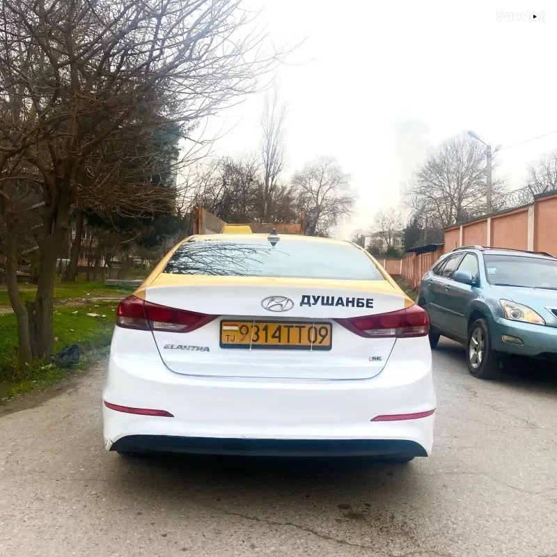 Hyundai Elantra 2017