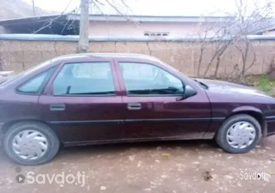 Opel Vectra a 1992
