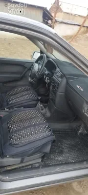 Opel Vectra a 1995
