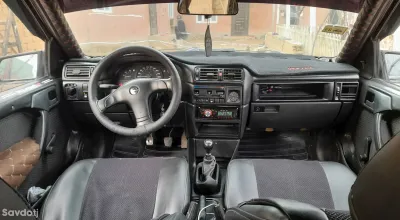 Opel Vectra a 1993
