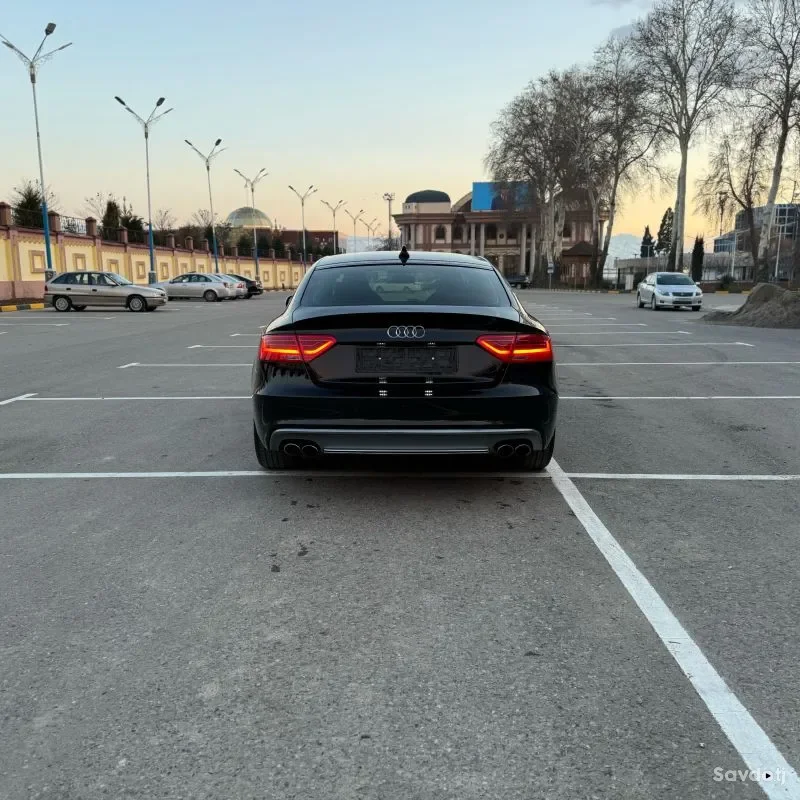 Audi S5 2013