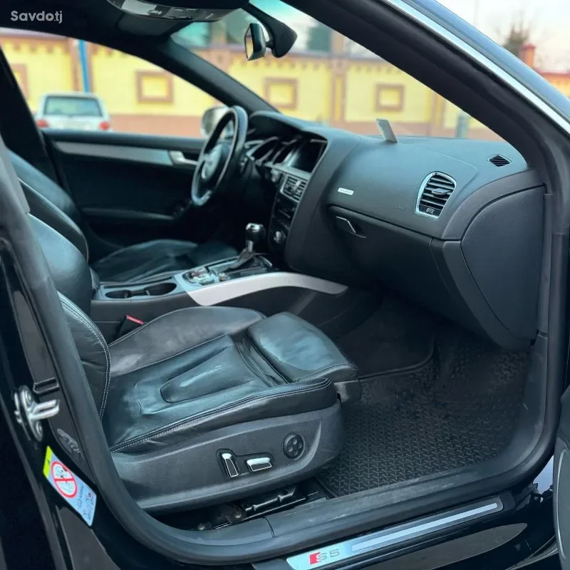 Audi S5 2013