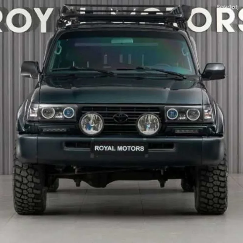 Лобовое стекло Toyota Land Cruiser 80