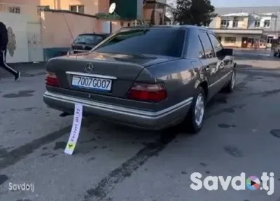 Mercedes-benz E class 1995