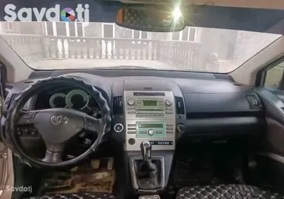 Toyota Verso 2005