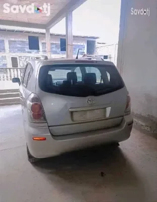 Toyota Verso 2005