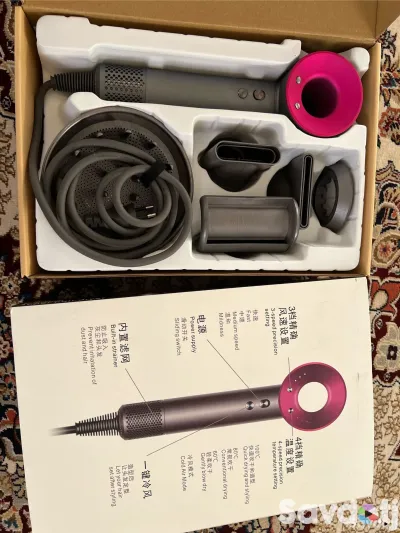   Фен Dyson с 5 насадками 