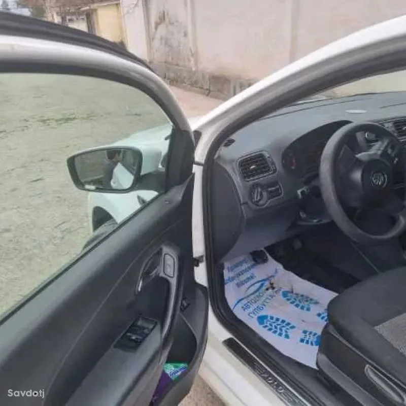 Volkswagen Polo 2016