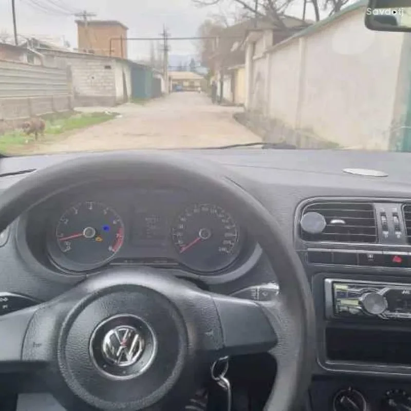 Volkswagen Polo 2016
