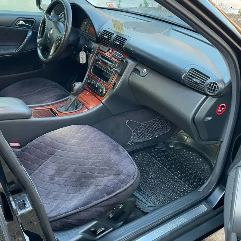 Mercedes-benz C class 2001