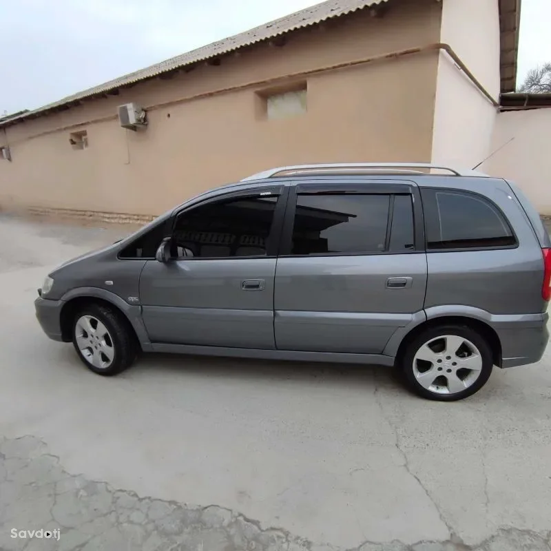 Opel Zafira 2003