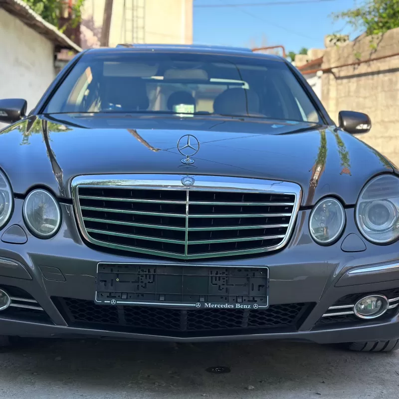 Mercedes-benz E class 2008