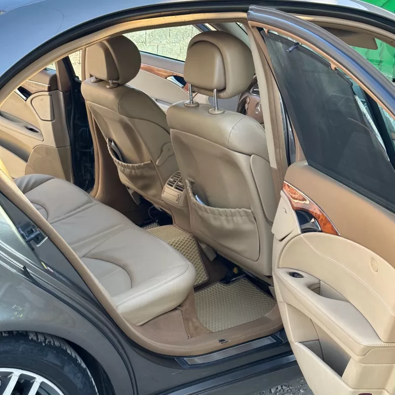 Mercedes-benz E class 2008