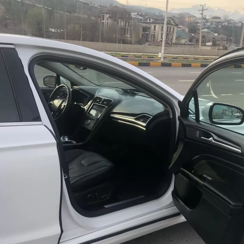Ford Fusion 2017