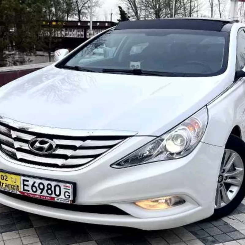 Hyundai Sonata 2011