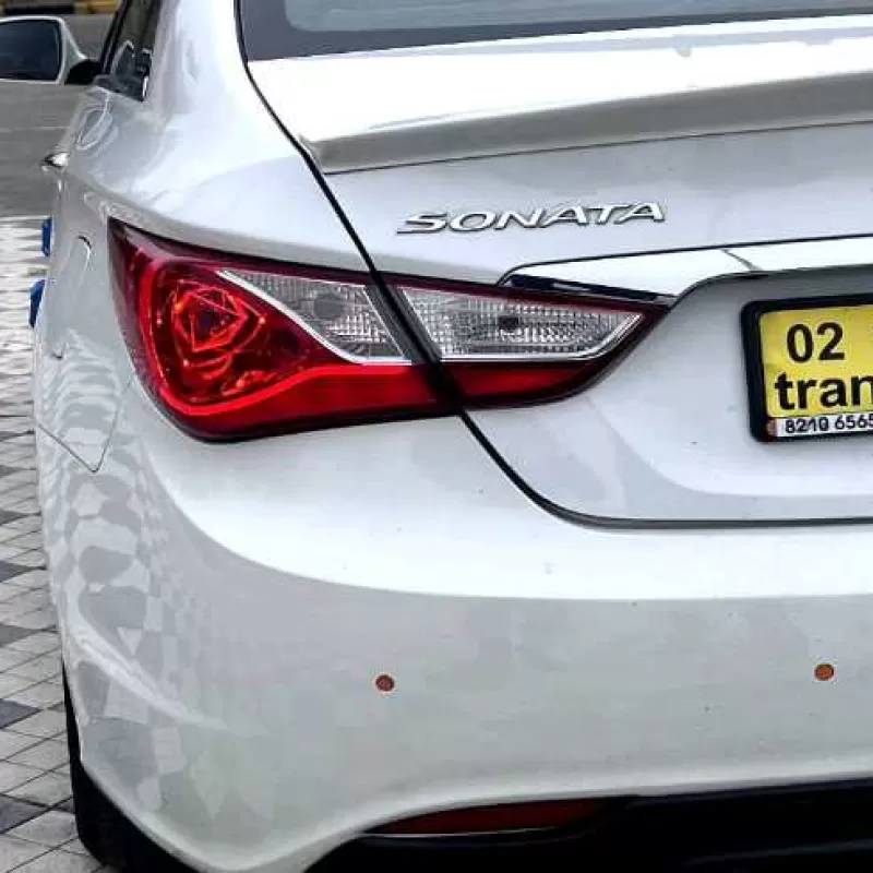 Hyundai Sonata 2011