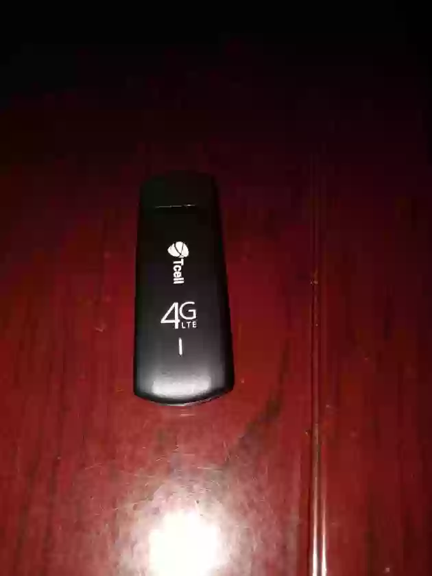 модем от Huawei 4G. 2 сим карты