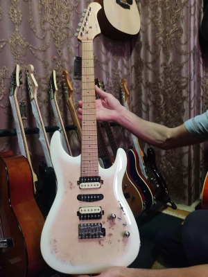 электрогитара ibanez