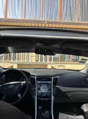 Hyundai Sonata 2011