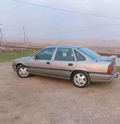Opel Vectra a 1995