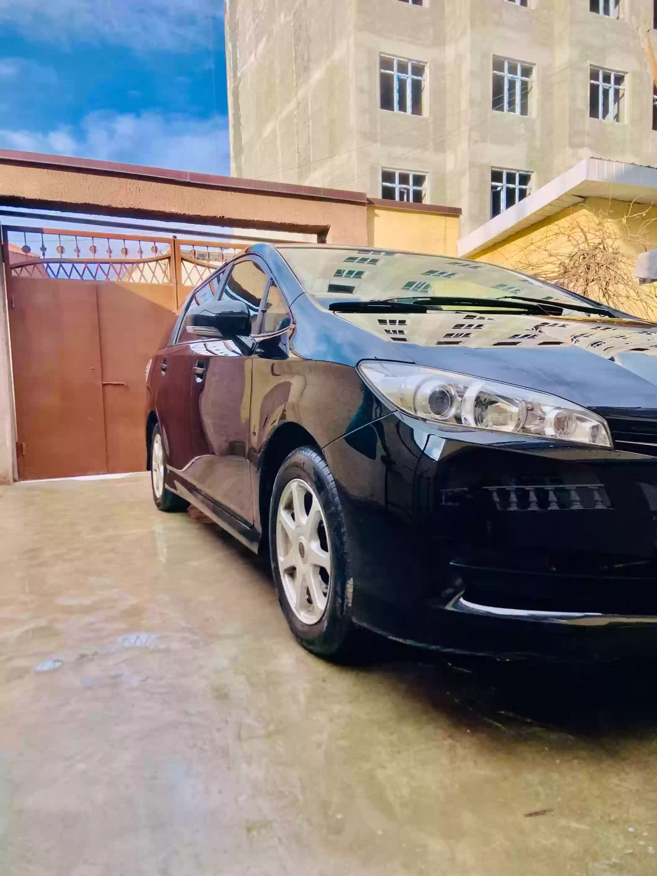Toyota Wish 2014