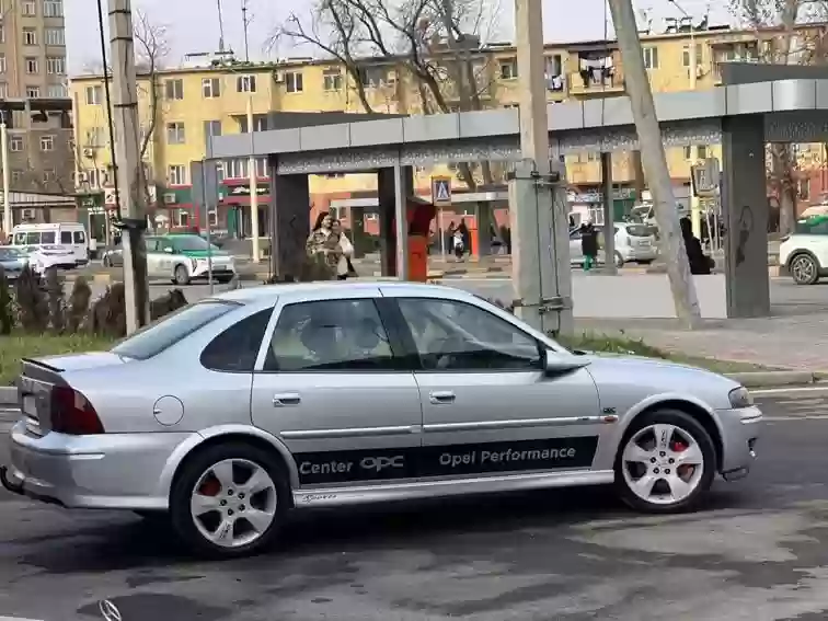 Opel Vectra b 2000
