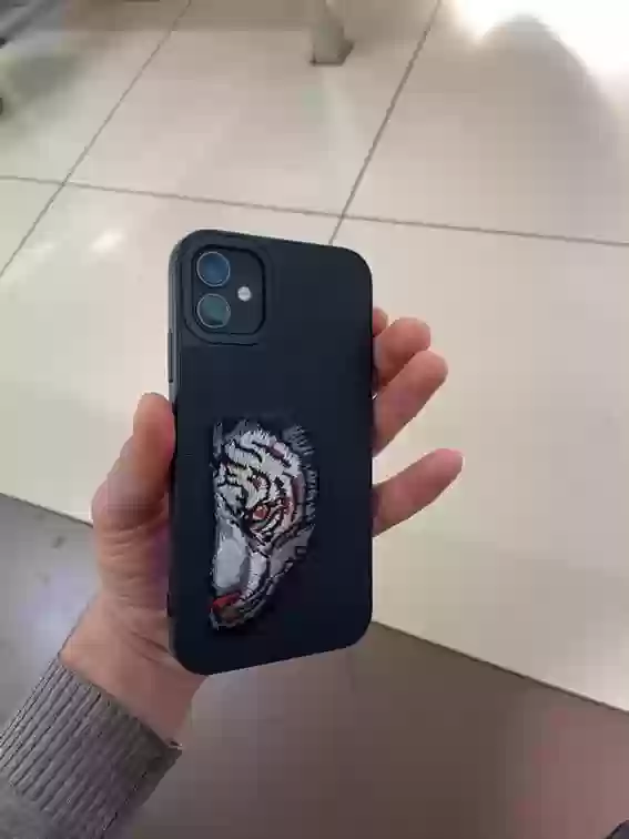 iPhone 11.