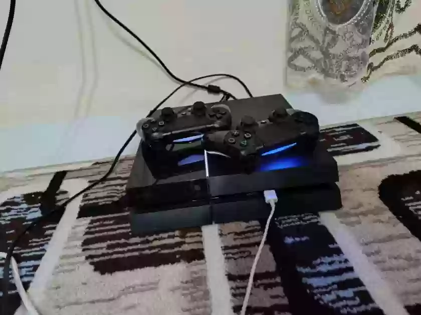 Sony PlayStation 4