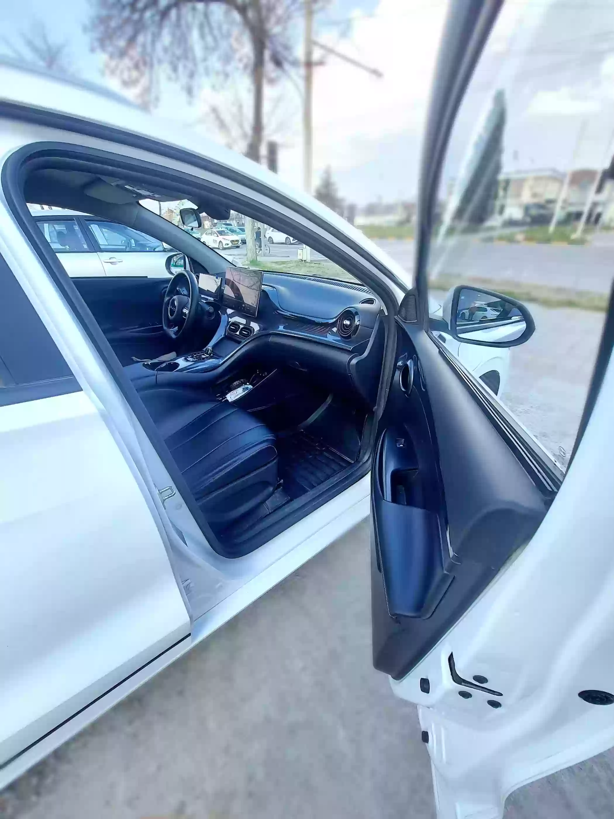 BYD E2 2024