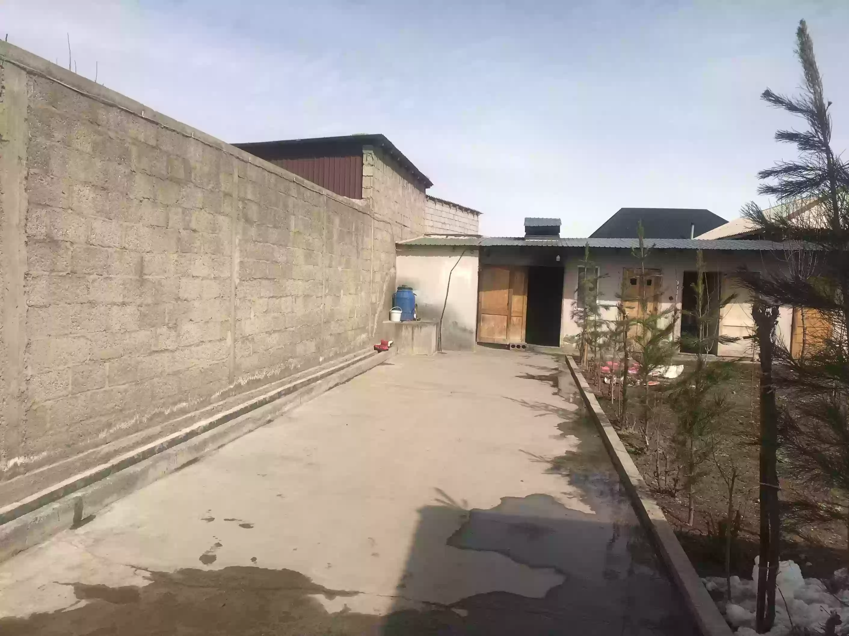 1 этажный, 3-комн. дом, 100 м², 4 соток, истиклол