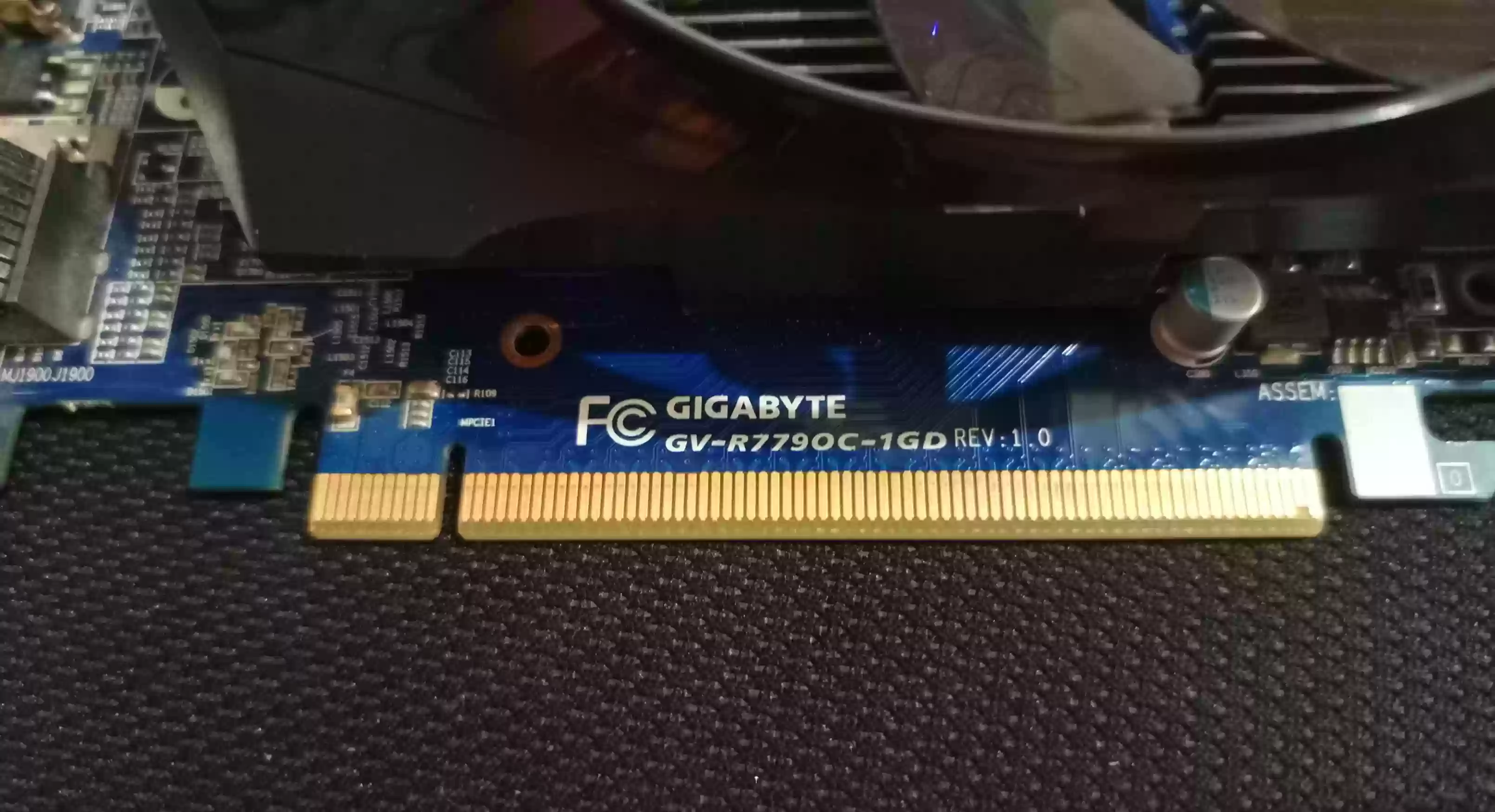Gigabyte-GV 1g