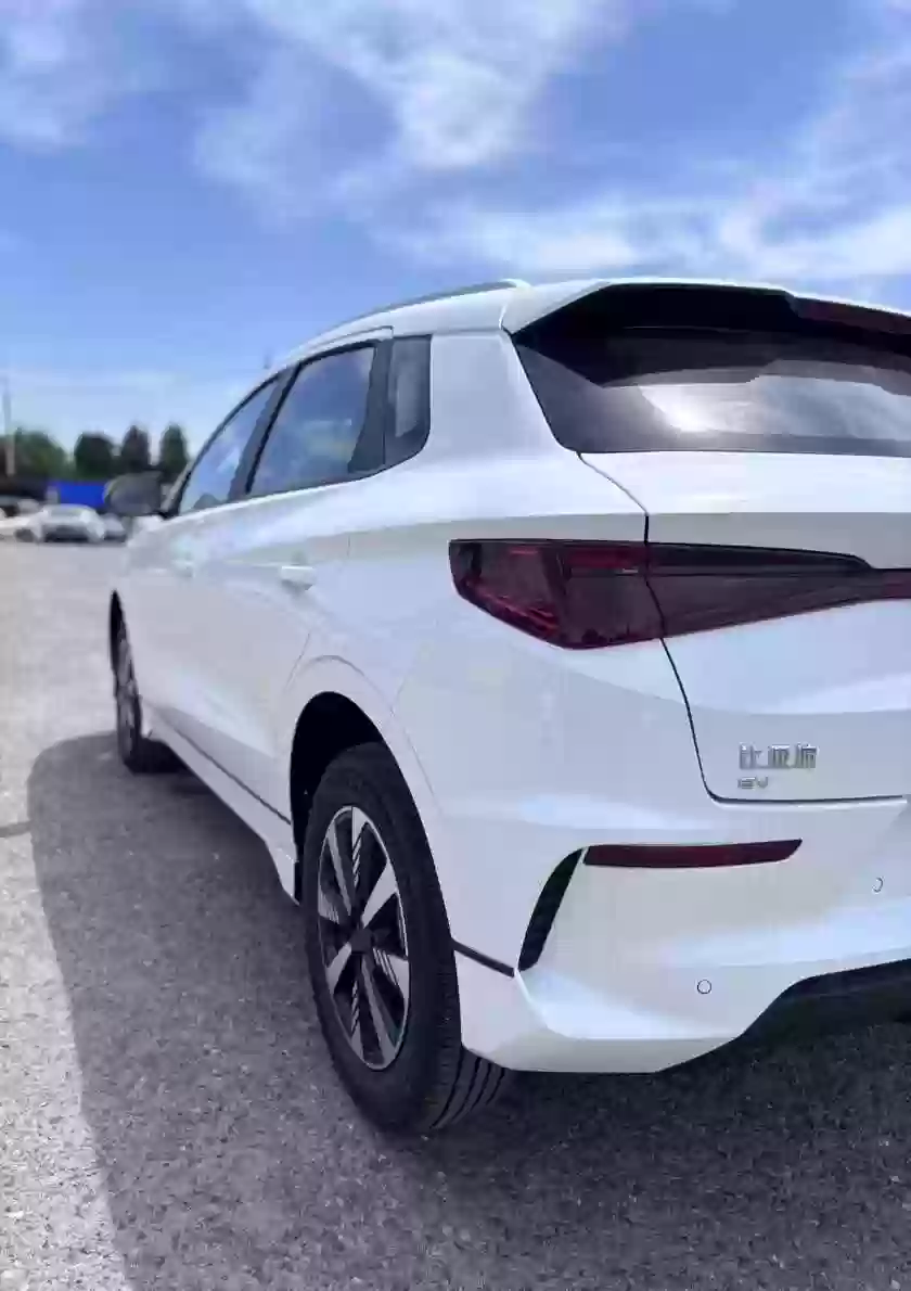 BYD E2 2024