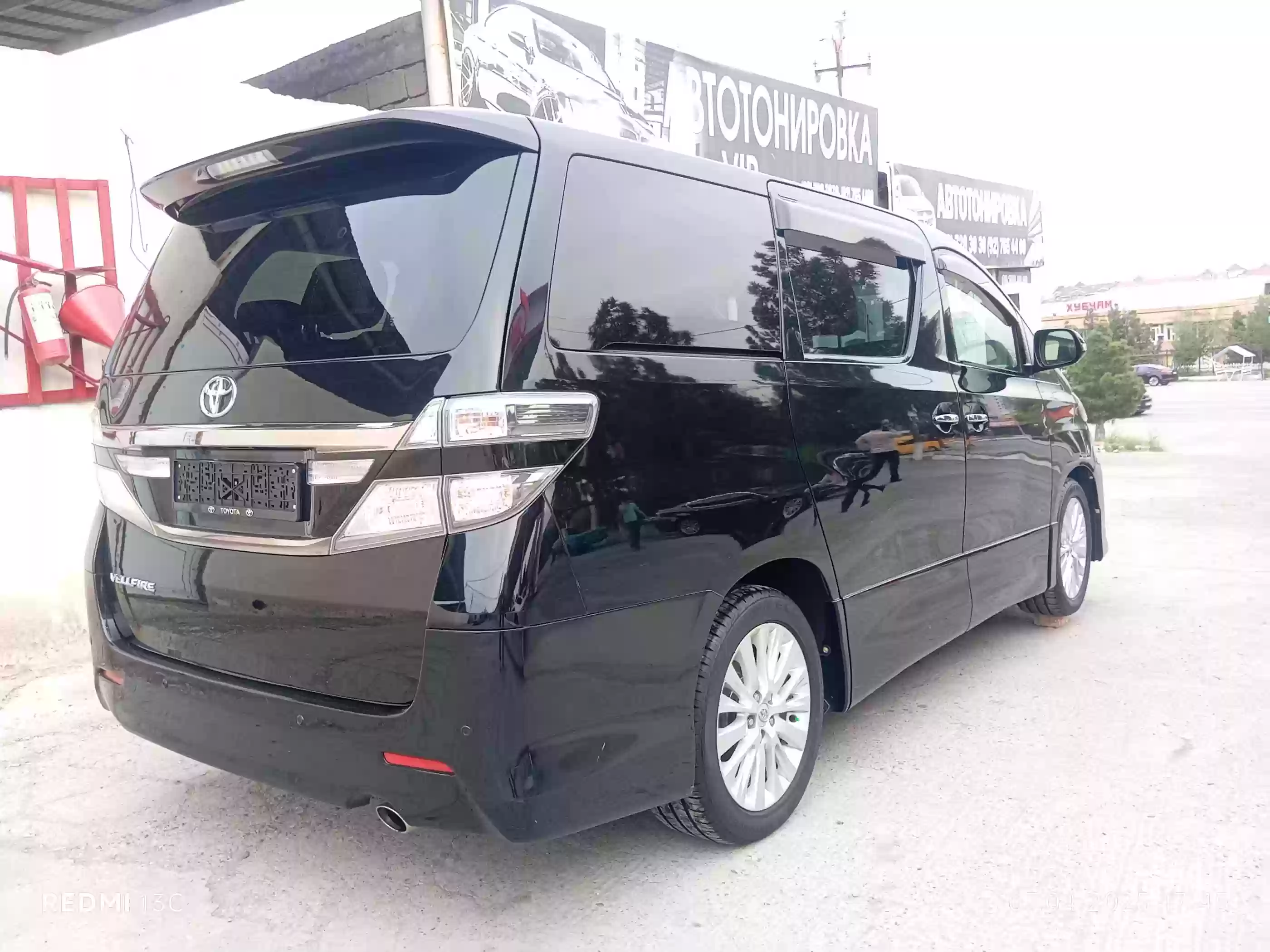 Toyota Alphard 2014