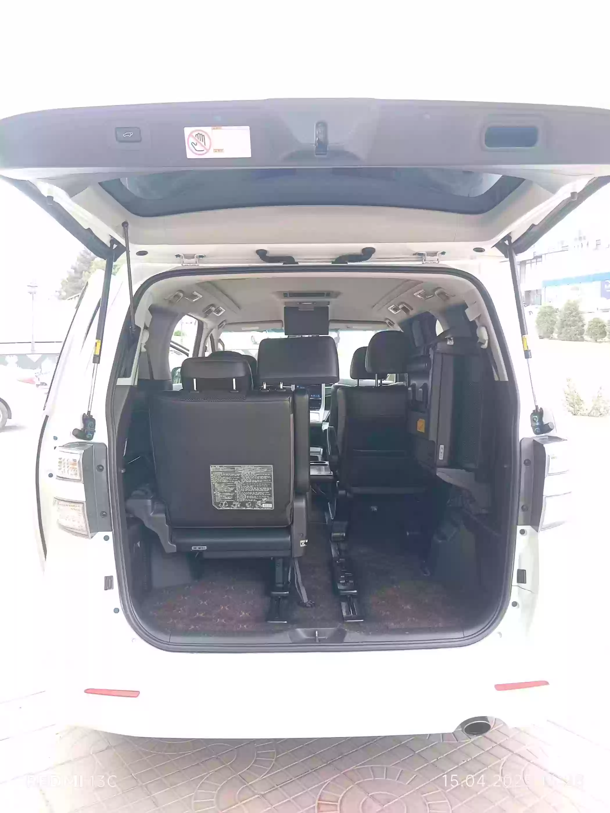 Toyota Alphard 2014