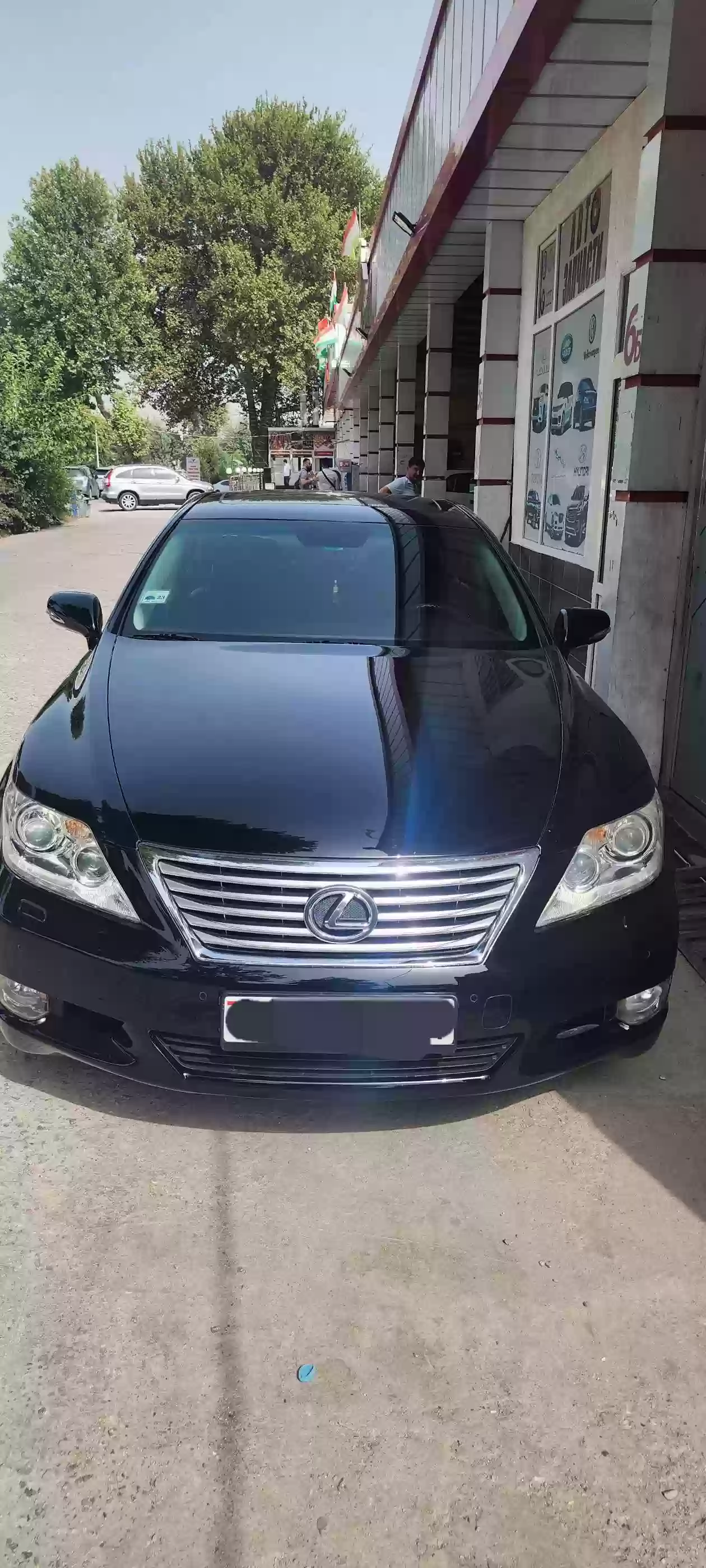 Lexus Ls series 2010