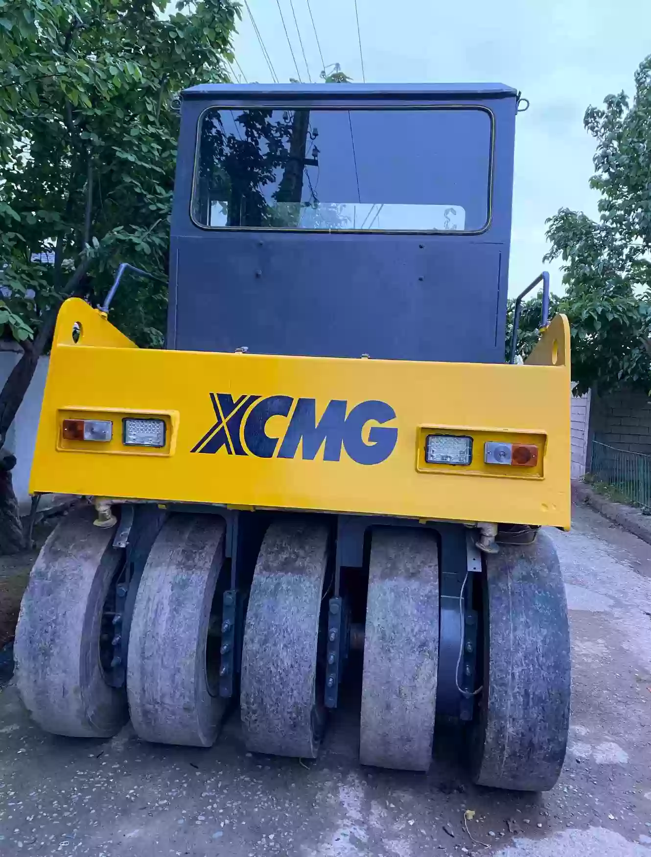 Каток XCMG 