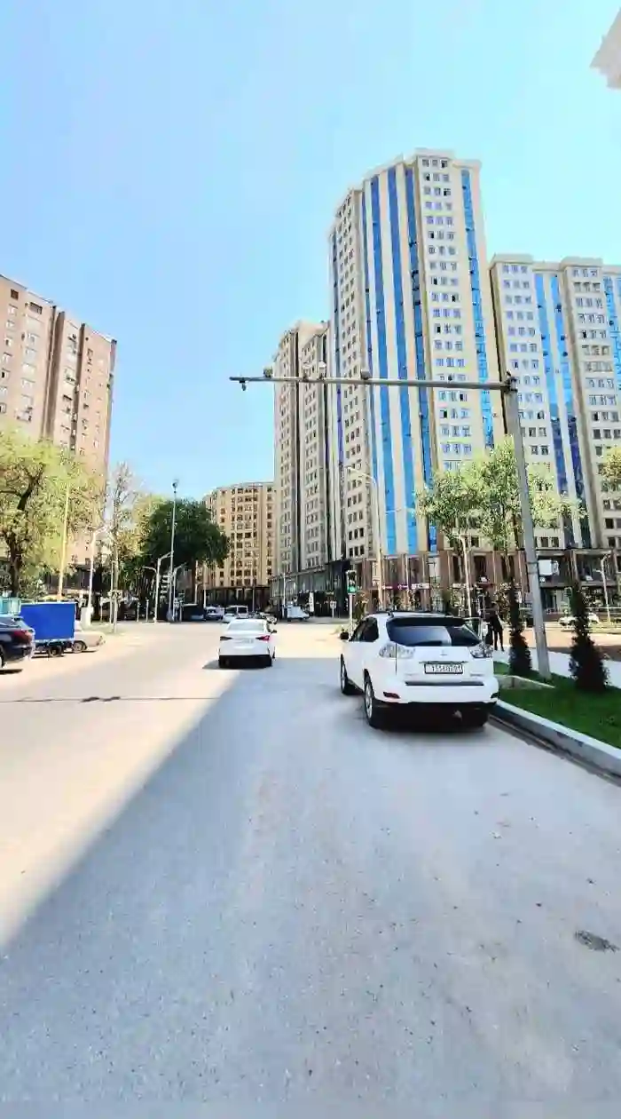 2-к квартира, 18 этаж, 88 м², Шохмансур