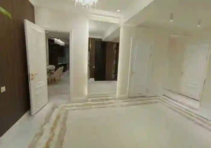 3-к квартира, 12 этаж, 106 м², Шохмансур