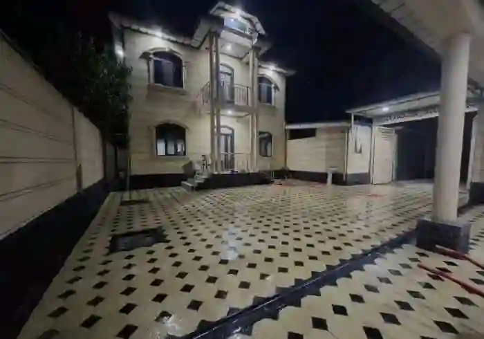 2 этажный, 8-комн. дом, 2502 м², 3 соток, Фирдавси