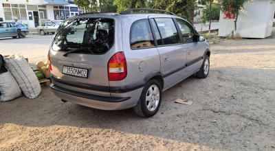 Opel Zafira 2003
