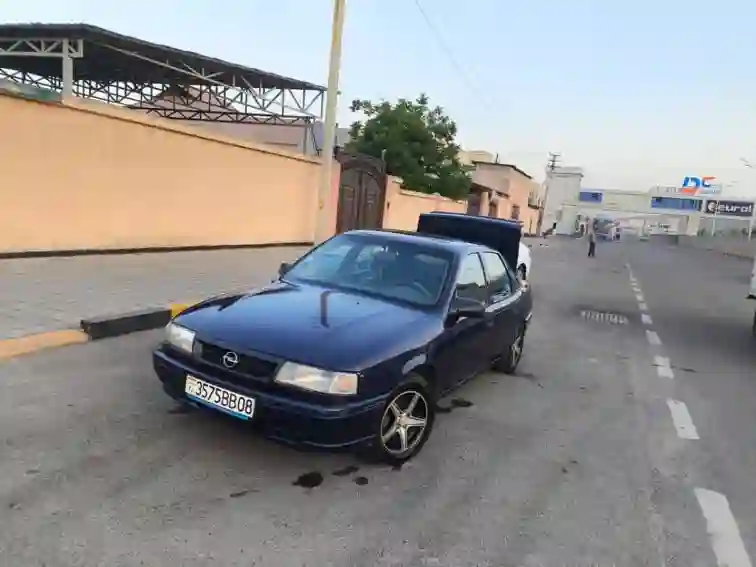 Opel Vectra a 1992