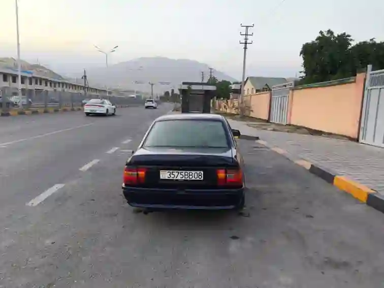 Opel Vectra a 1992