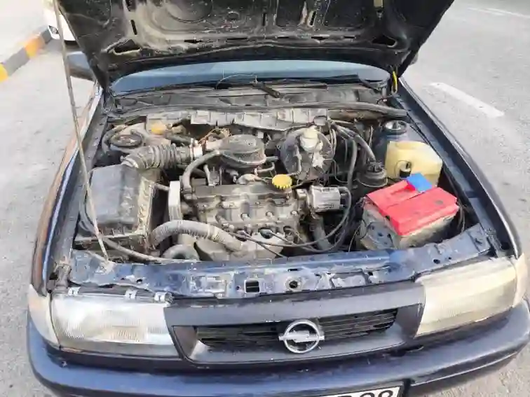 Opel Vectra a 1992