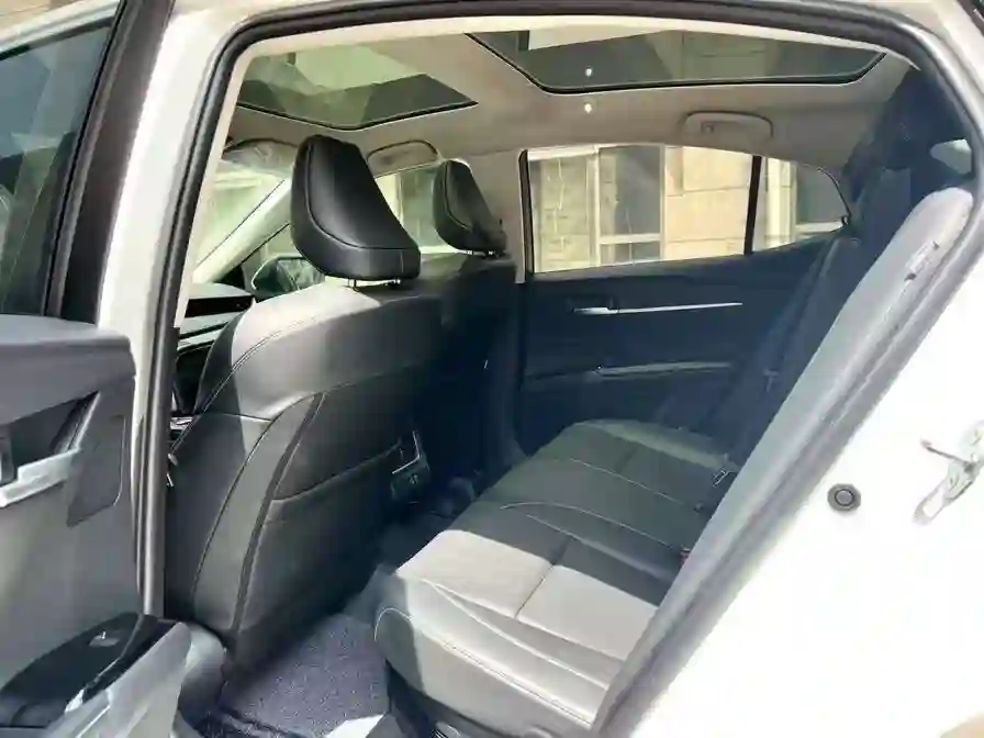 Toyota Camry 2024