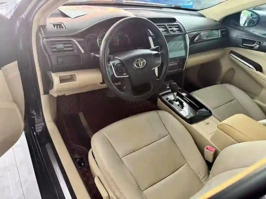 Toyota Camry 2016