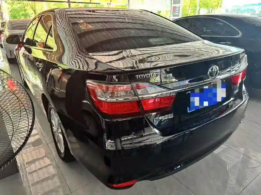 Toyota Camry 2016